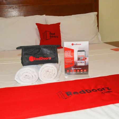 Reddoorz Near Sm Puerto Princesa ภายนอก รูปภาพ