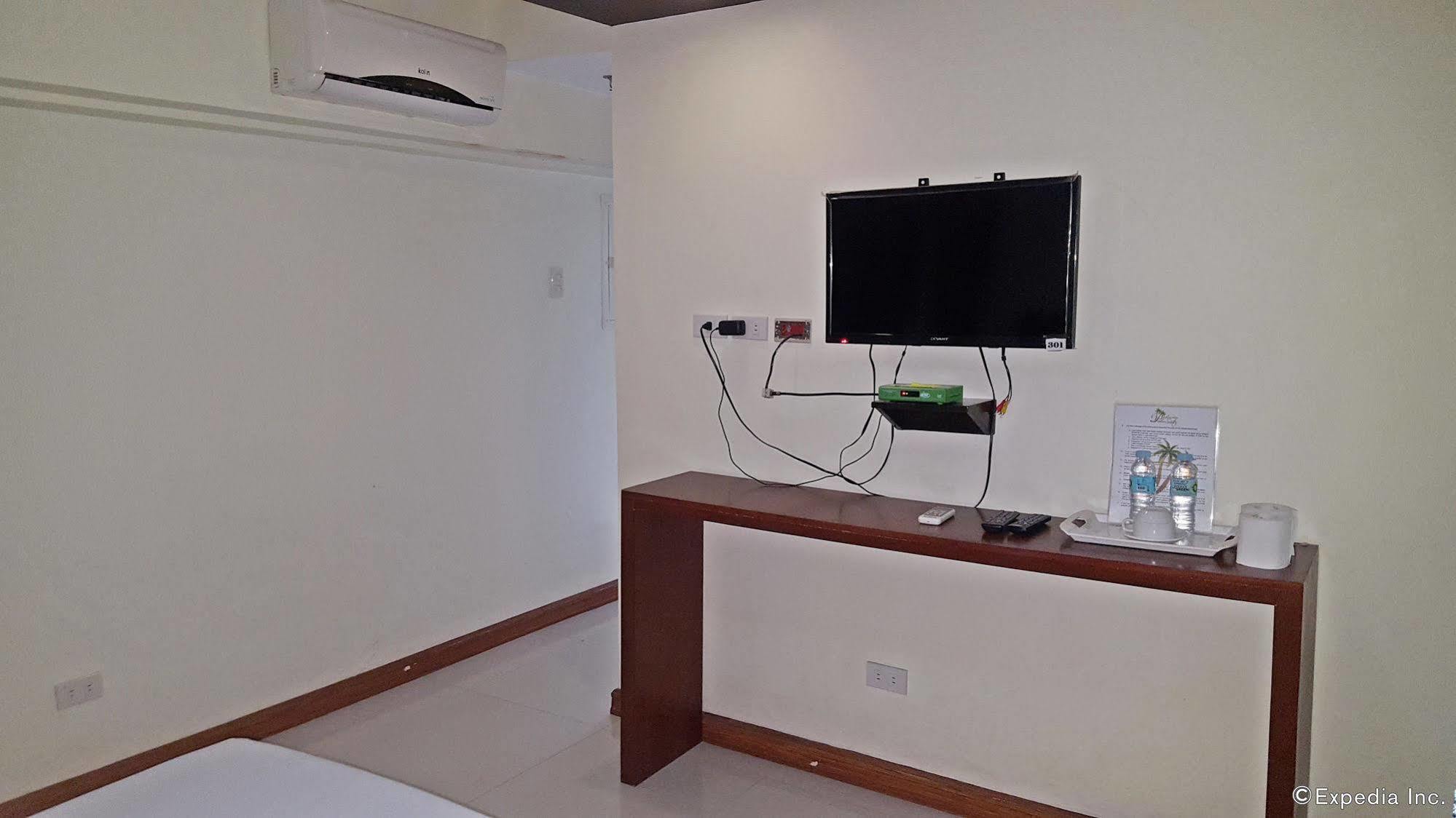 Reddoorz Near Sm Puerto Princesa ภายนอก รูปภาพ