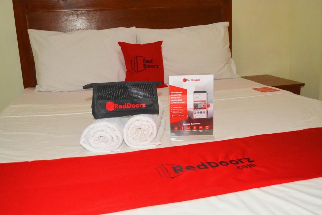 Reddoorz Near Sm Puerto Princesa ภายนอก รูปภาพ