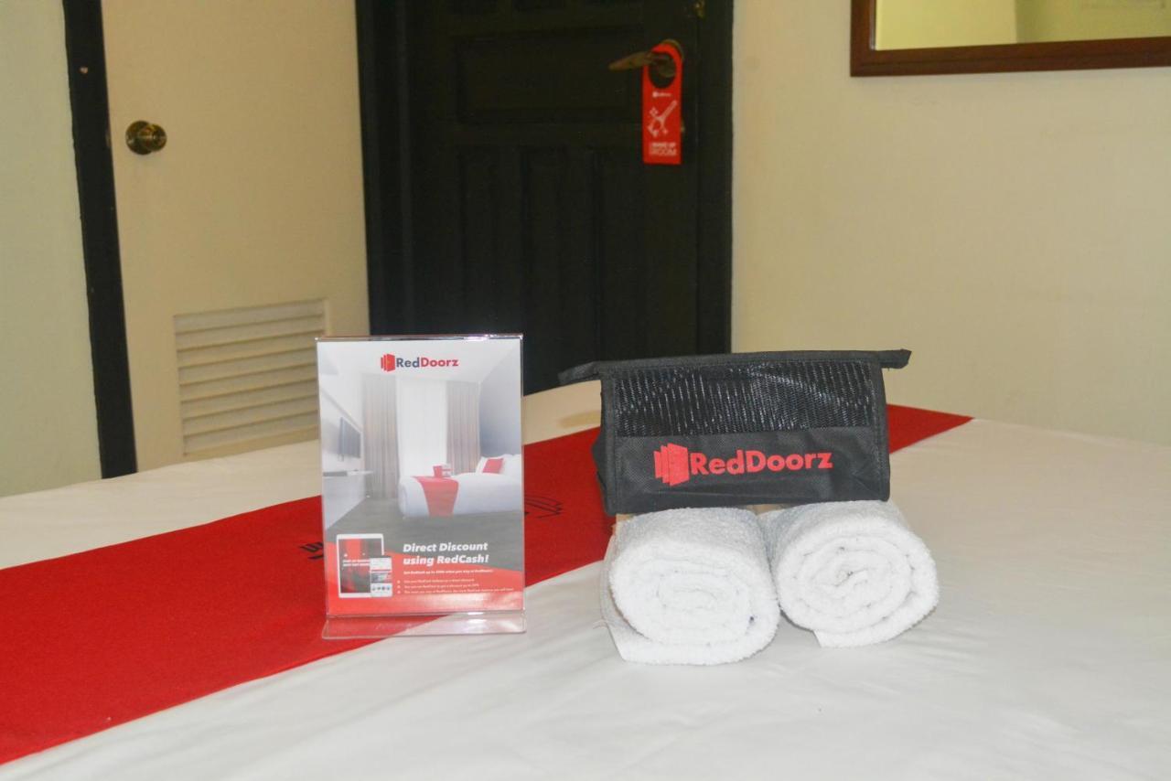 Reddoorz Near Sm Puerto Princesa ภายนอก รูปภาพ