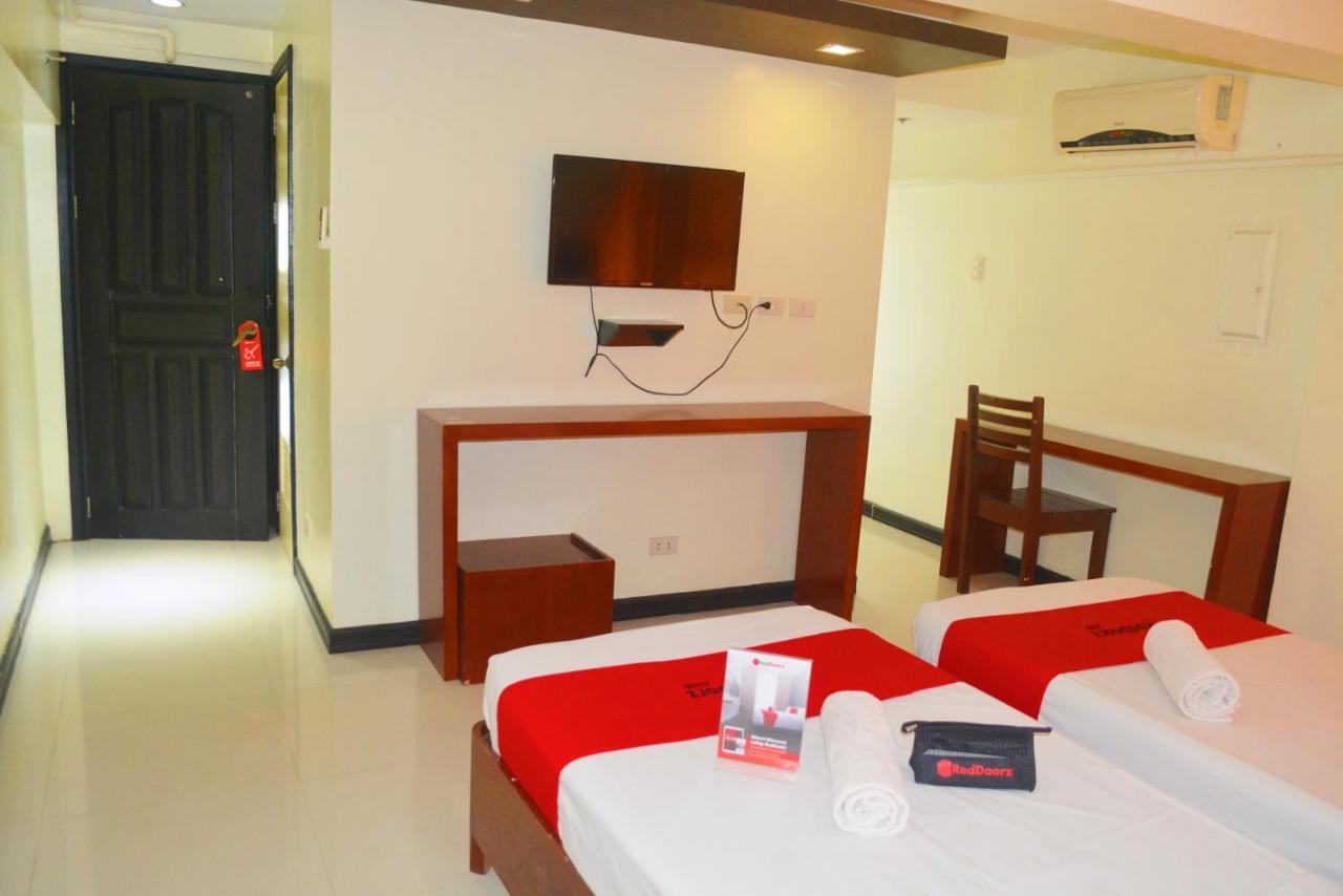 Reddoorz Near Sm Puerto Princesa ภายนอก รูปภาพ