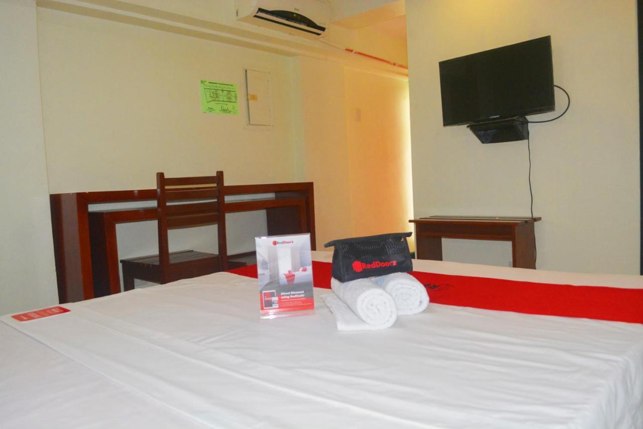 Reddoorz Near Sm Puerto Princesa ภายนอก รูปภาพ